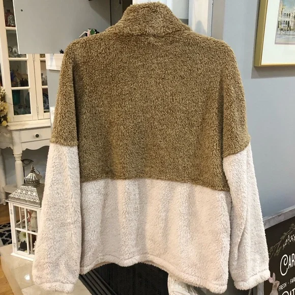 NEW Oversized Long Sleeve Teddybear Sherpa Half Quarter Zip Pullover - Picture 4 of 5